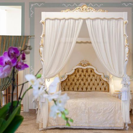 Luxury Apartment Pesaro Papafava Veneţia Exterior foto
