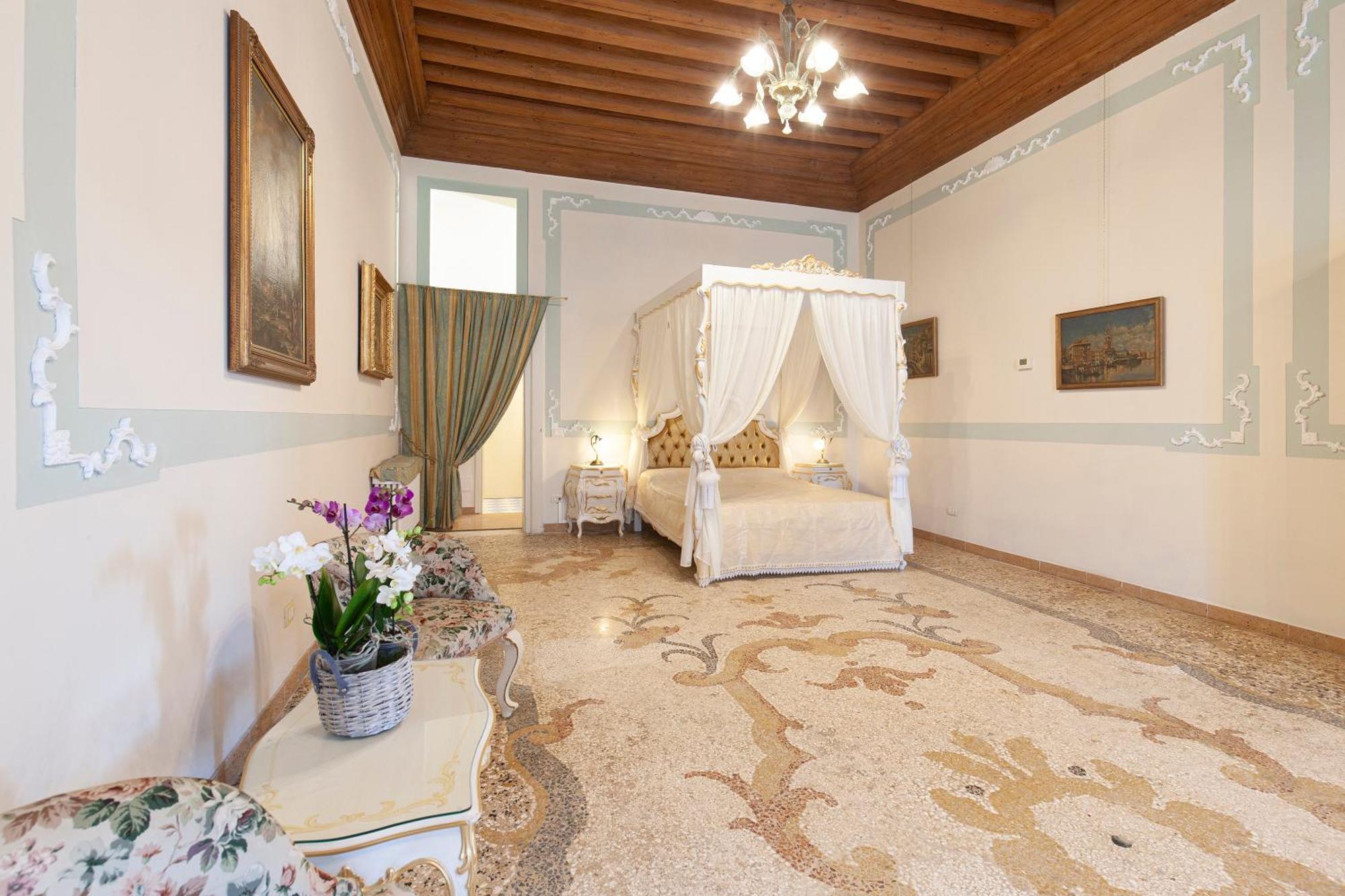 Luxury Apartment Pesaro Papafava Veneţia Exterior foto