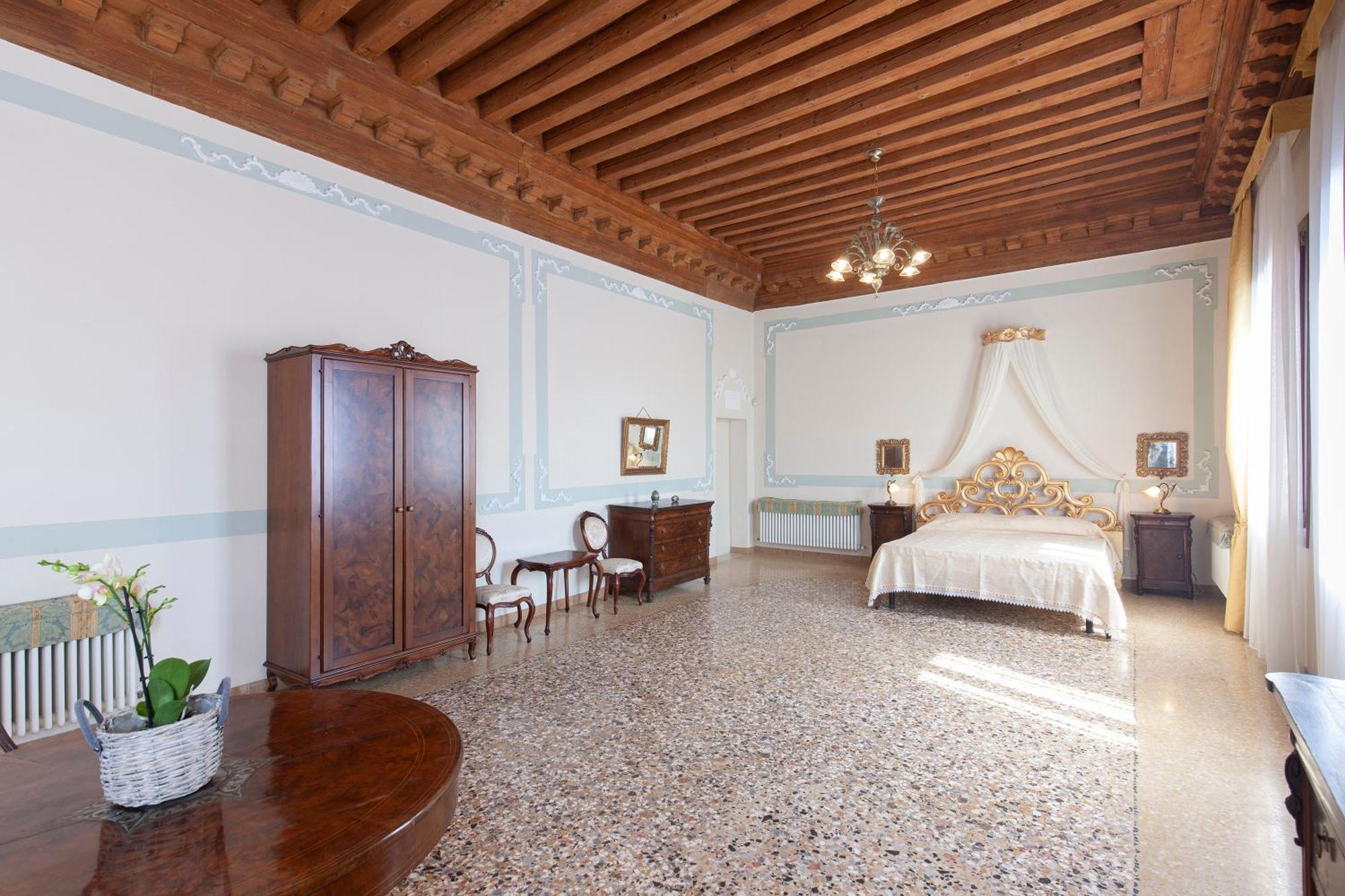 Luxury Apartment Pesaro Papafava Veneţia Exterior foto