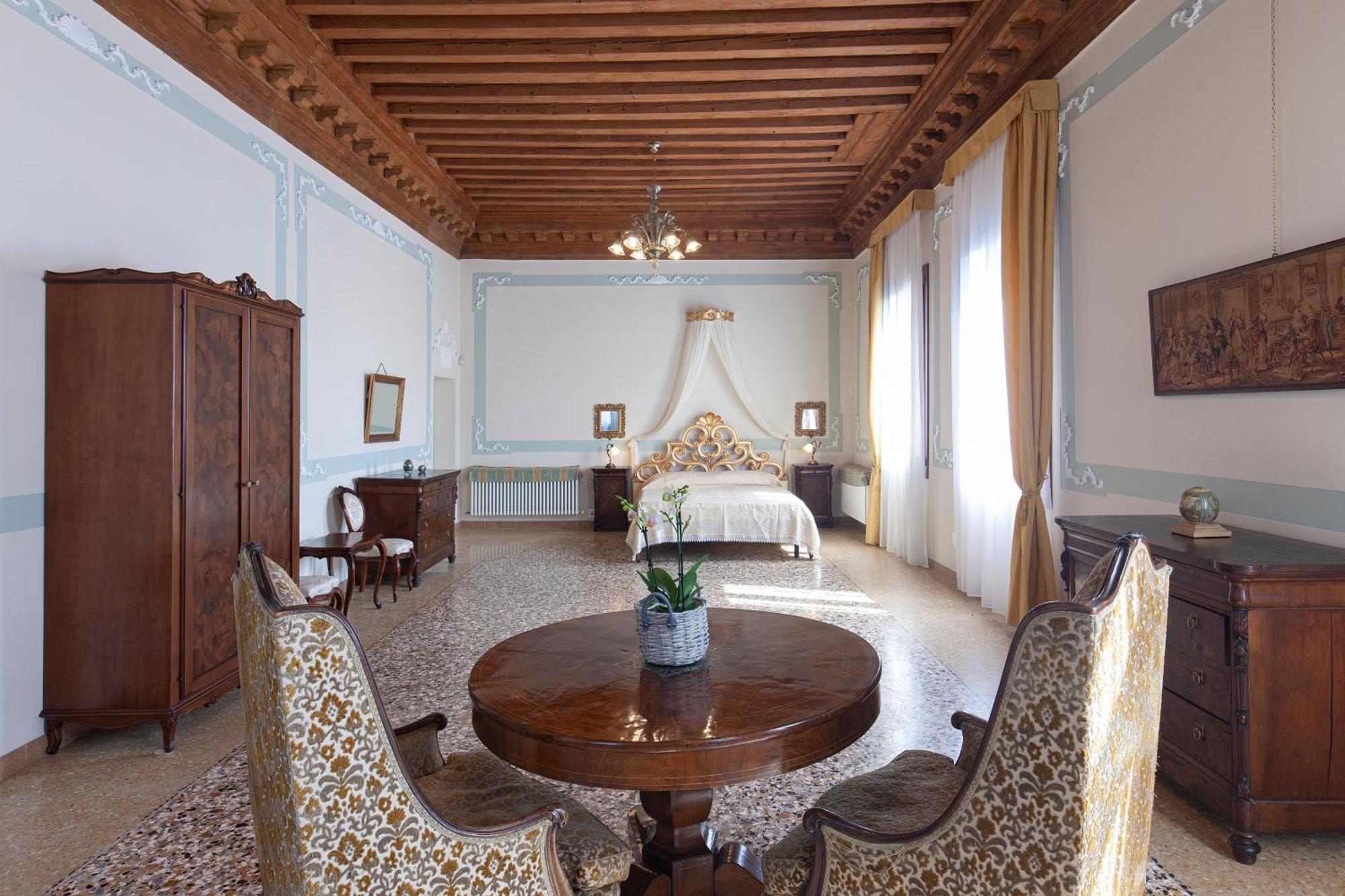 Luxury Apartment Pesaro Papafava Veneţia Exterior foto